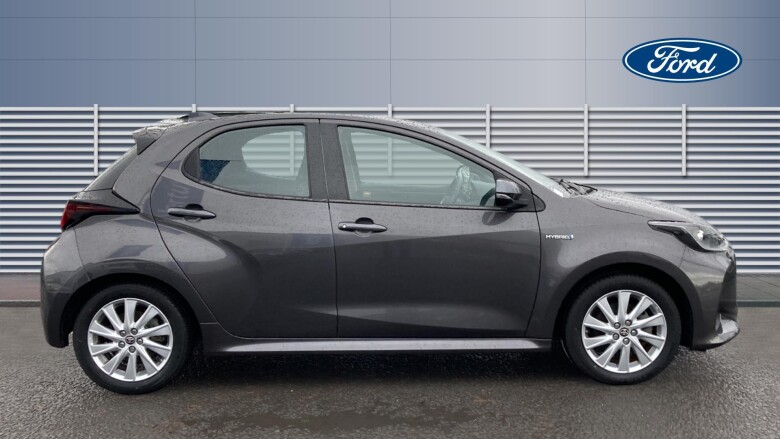 Toyota Yaris 1.5 Hybrid Icon 5dr CVT Hybrid Hatchback